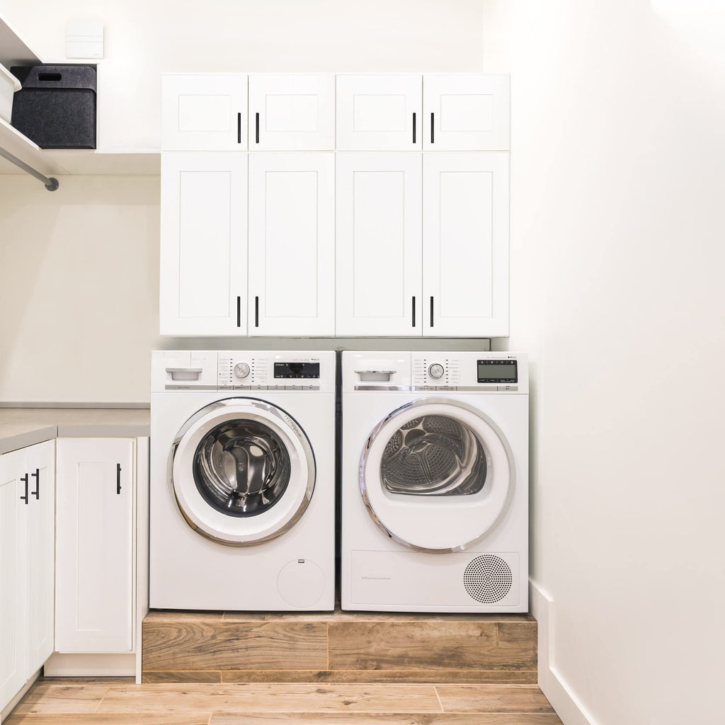 White Shaker Style Bridge Cabinet D392