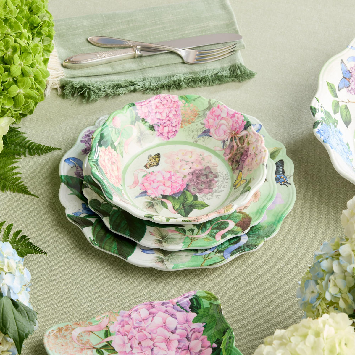 Melamine 12-Piece Dinnerware Set Service for 4 Q62548